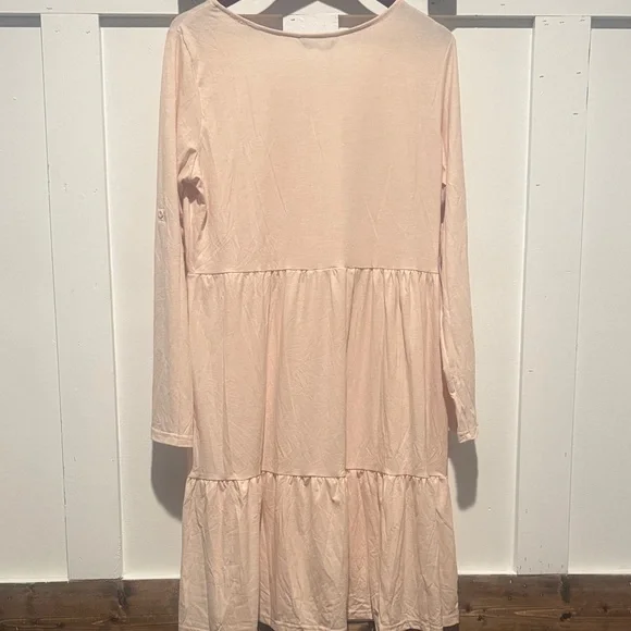 Chic Beige Long-Sleeve Dress with Pockets -Size M - Picture 3 of 3